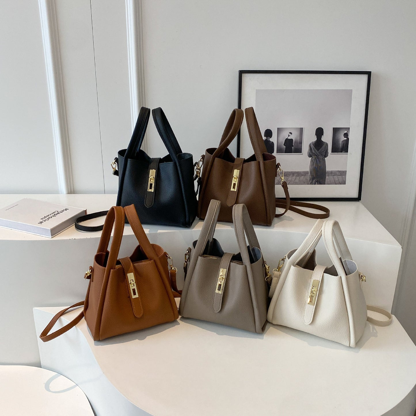 Elegant Retro Handbag