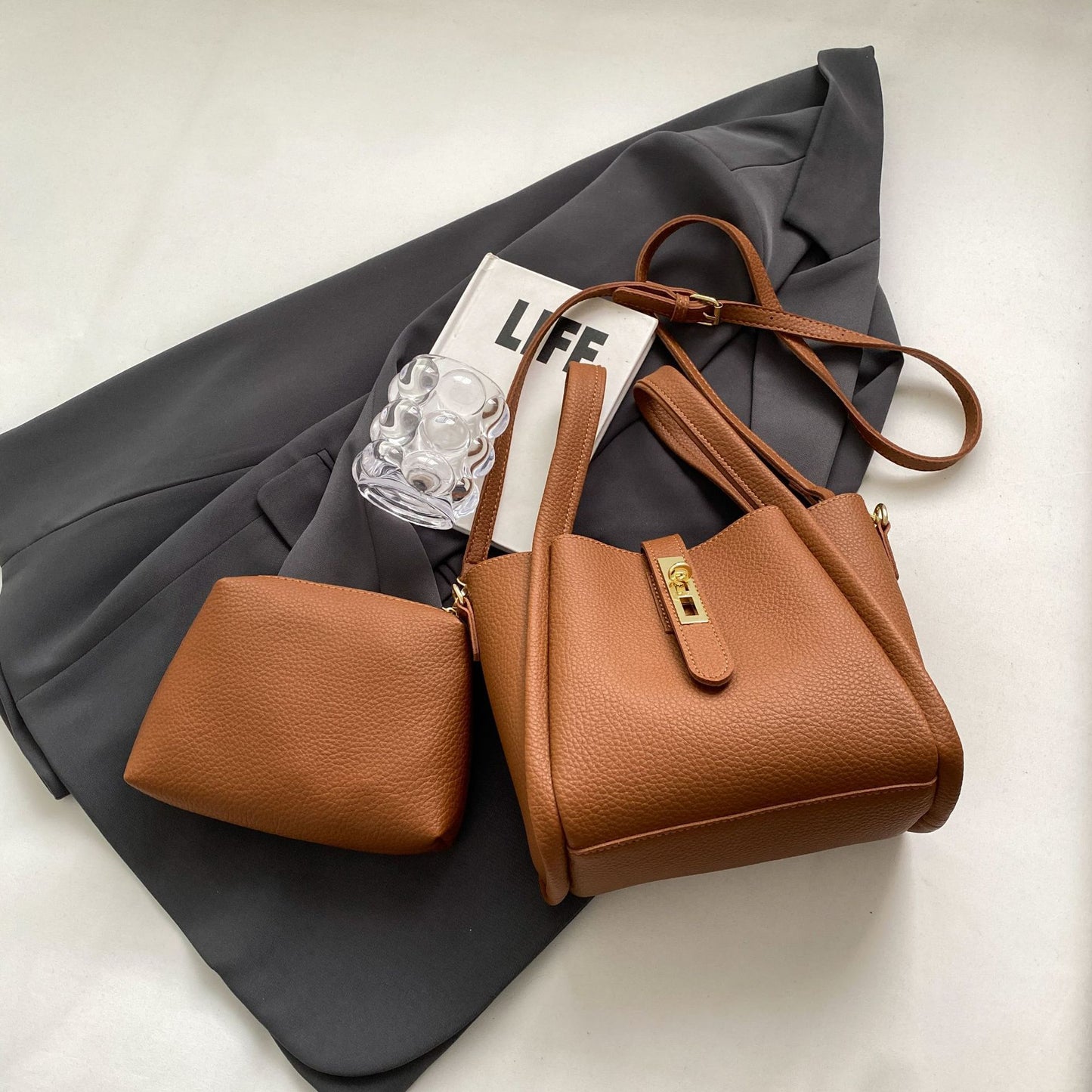 Elegant Retro Handbag